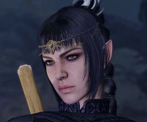 Shadowheart wearing a suspicious look when asked about her resistance to the Shadow Curse.